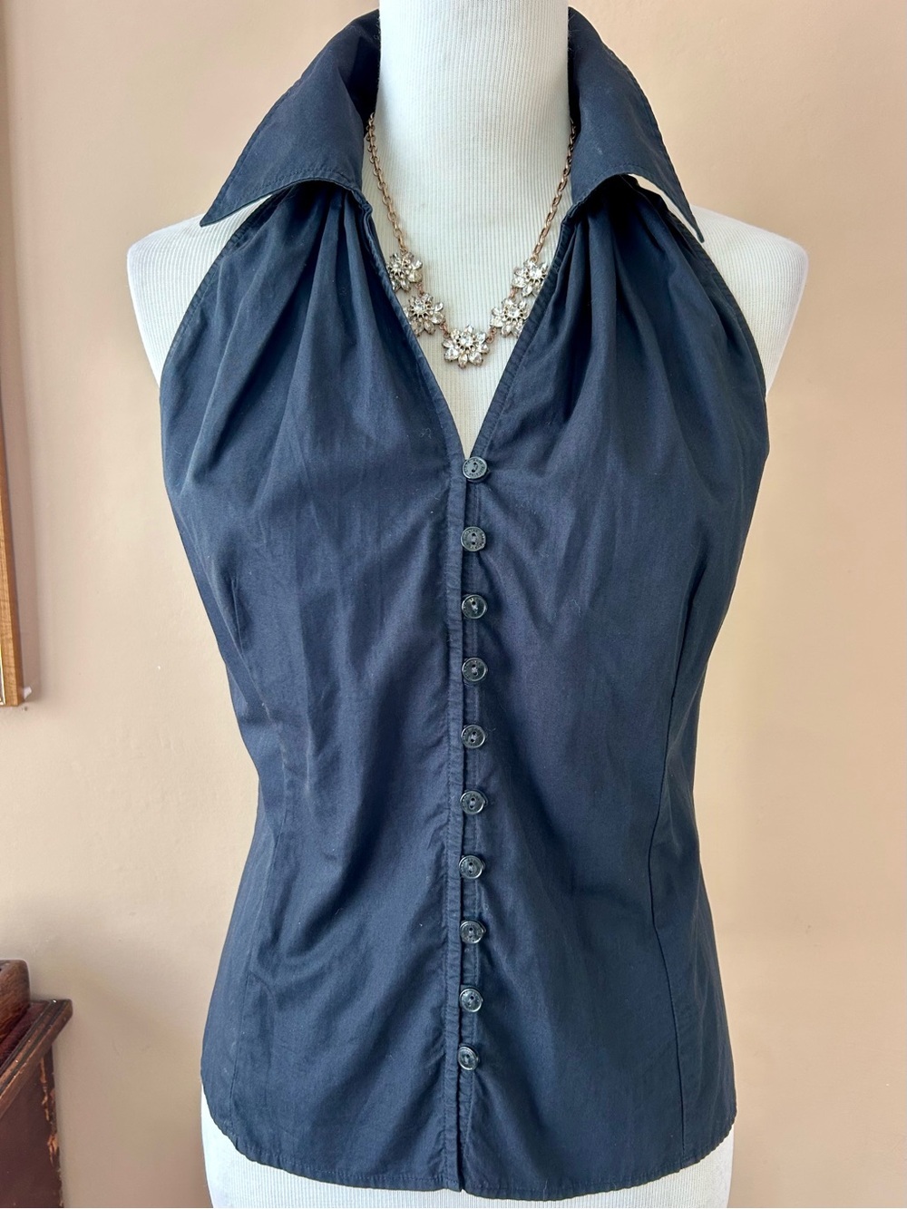 Anne Fontaine Black Sleeveless Blouse Button Front Halter Top Point Collar 42